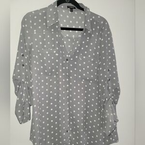 Express Gray Buttoned Top with Notched Collar and Puff Sleeves